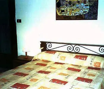 Vittoria-1